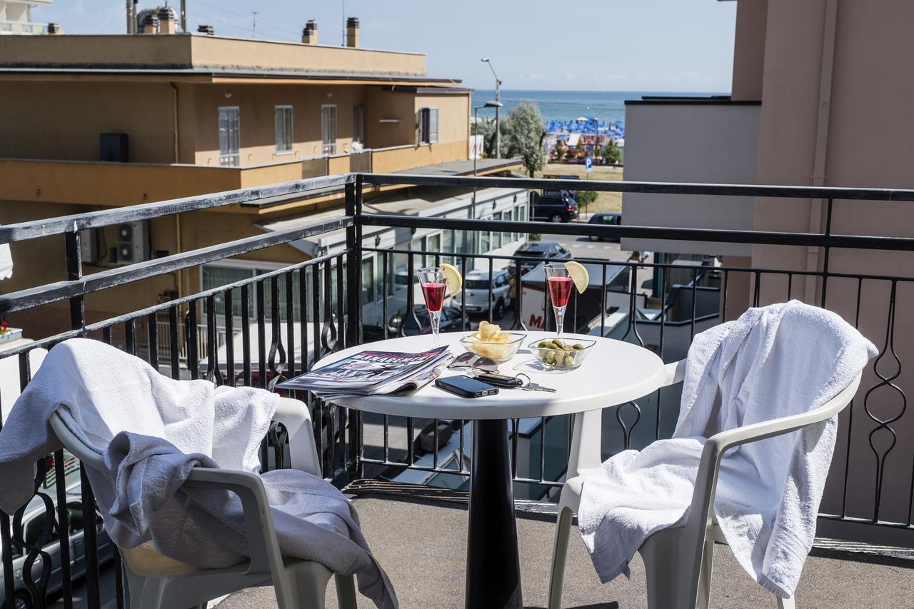 Hotel Belmar Rivazzurra Di Rimini Exterior foto